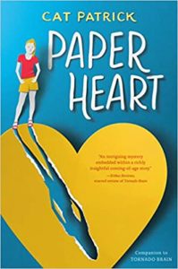 Book cover of Paper Heart by Cat Patrick